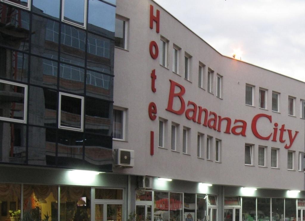 Banana City Hotel Sarajevo Ngoại thất bức ảnh